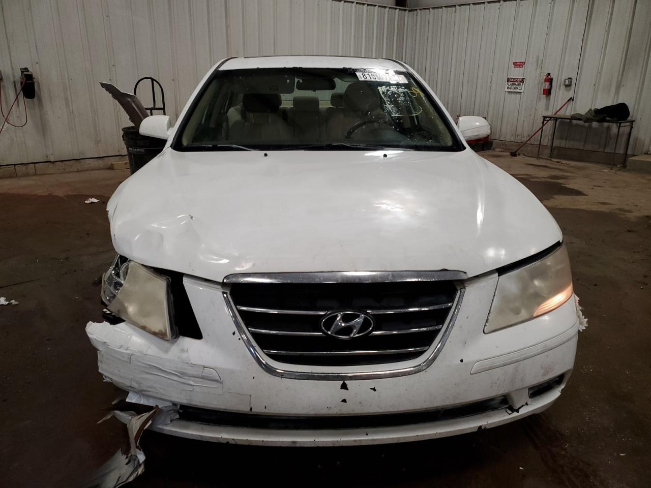 2009 Hyundai Sonata - Image 5