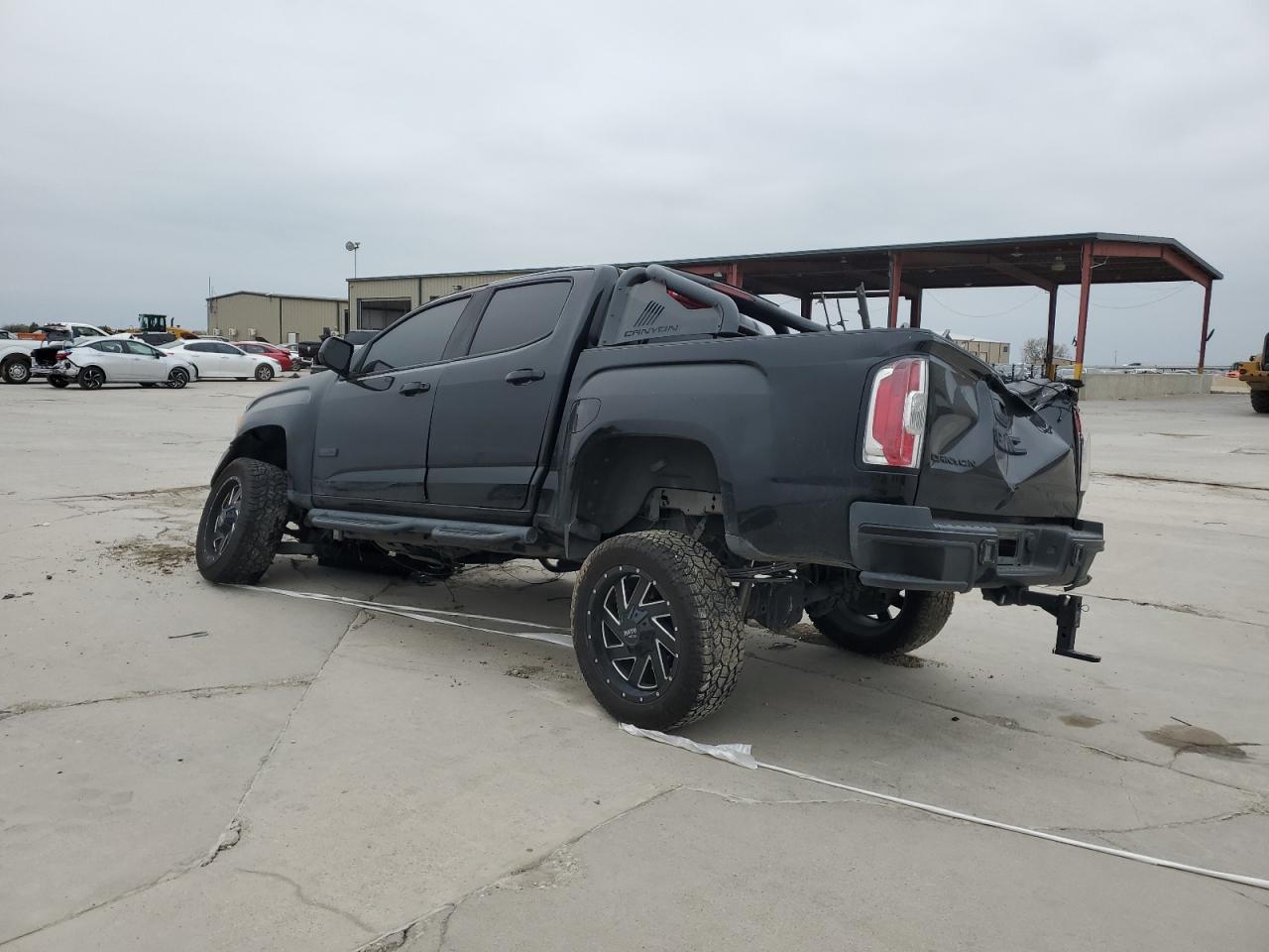 2018 GMC Canyon - Image 2