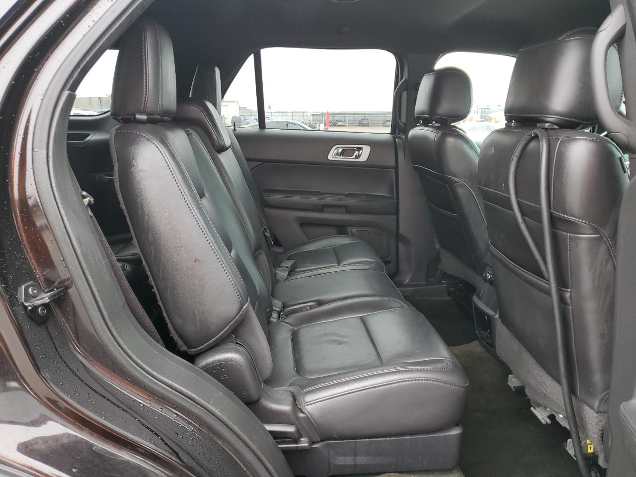 2013 Ford Explorer - Image 11
