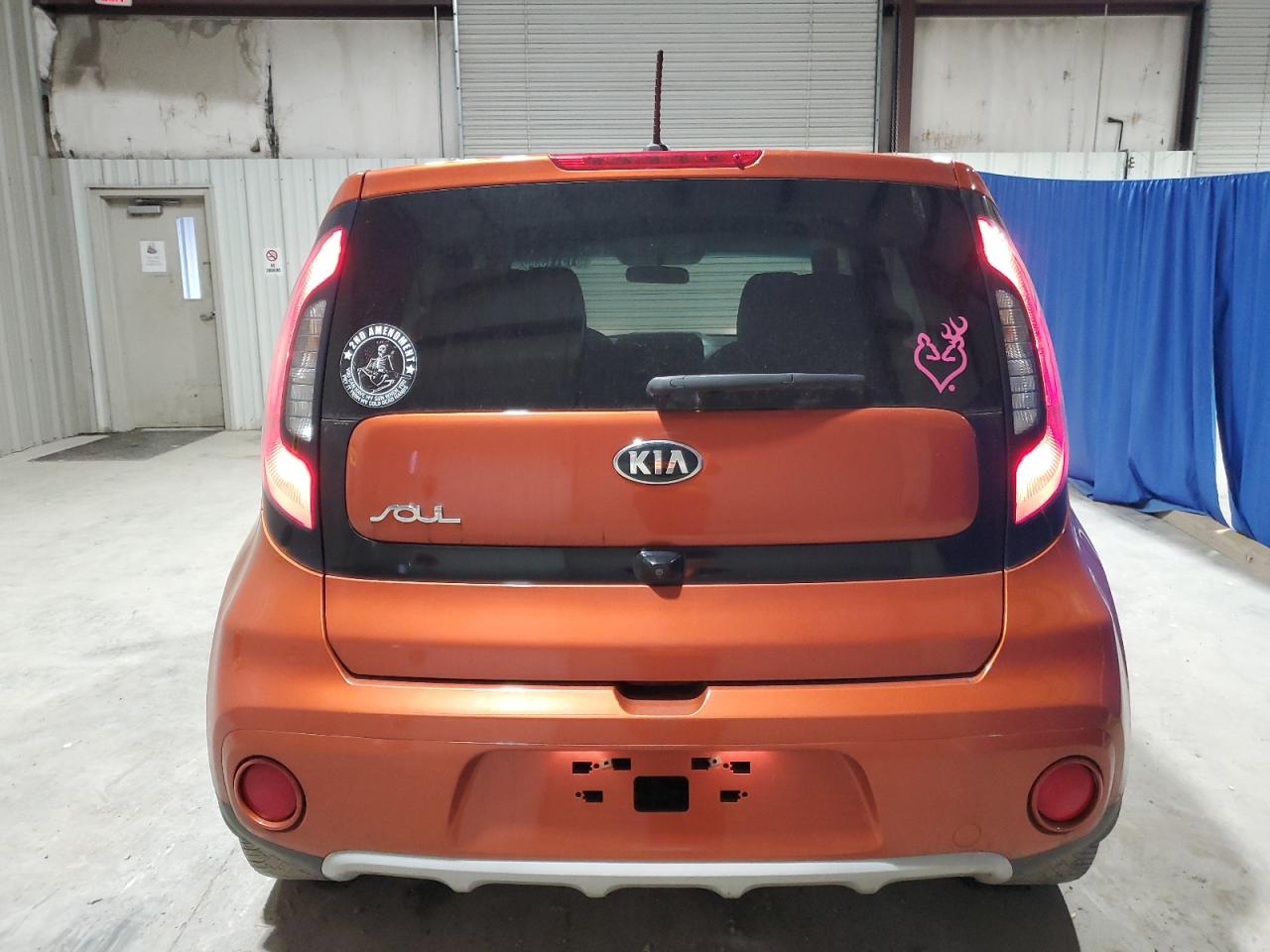 2019 Kia Soul + VIN: KNDJP3A58K7670692 Lot: 81511554