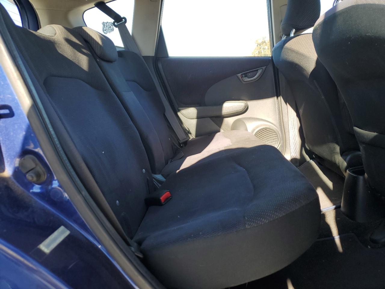 2012 Honda Fit - Image 10