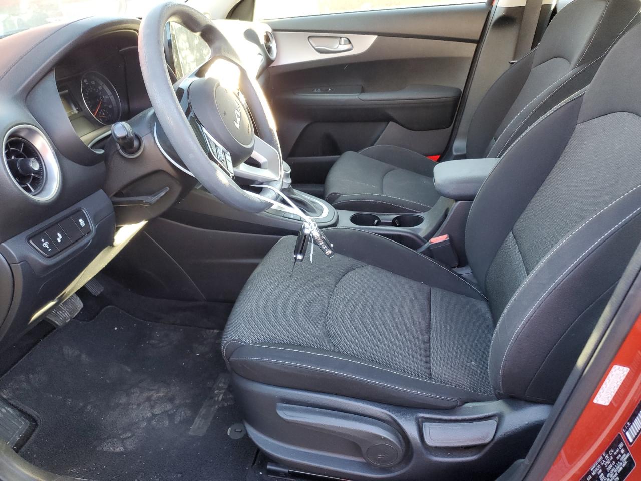 2022 Kia Forte - Image 7