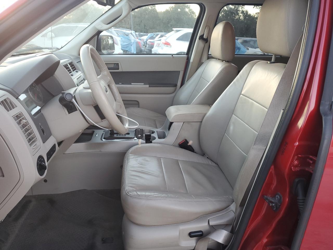 2010 Ford Escape - Image 7