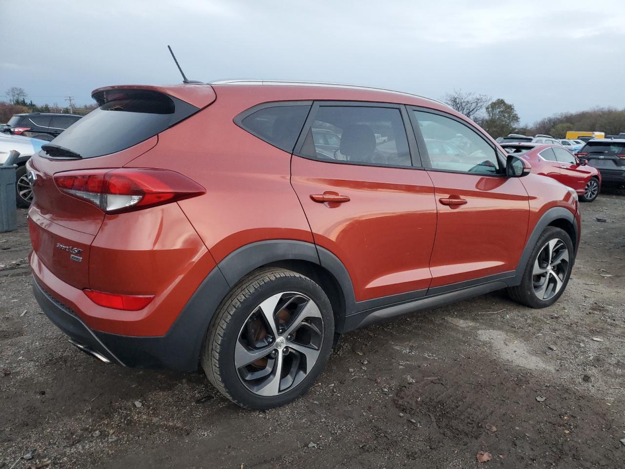 2016 Hyundai Tucson - Image 3