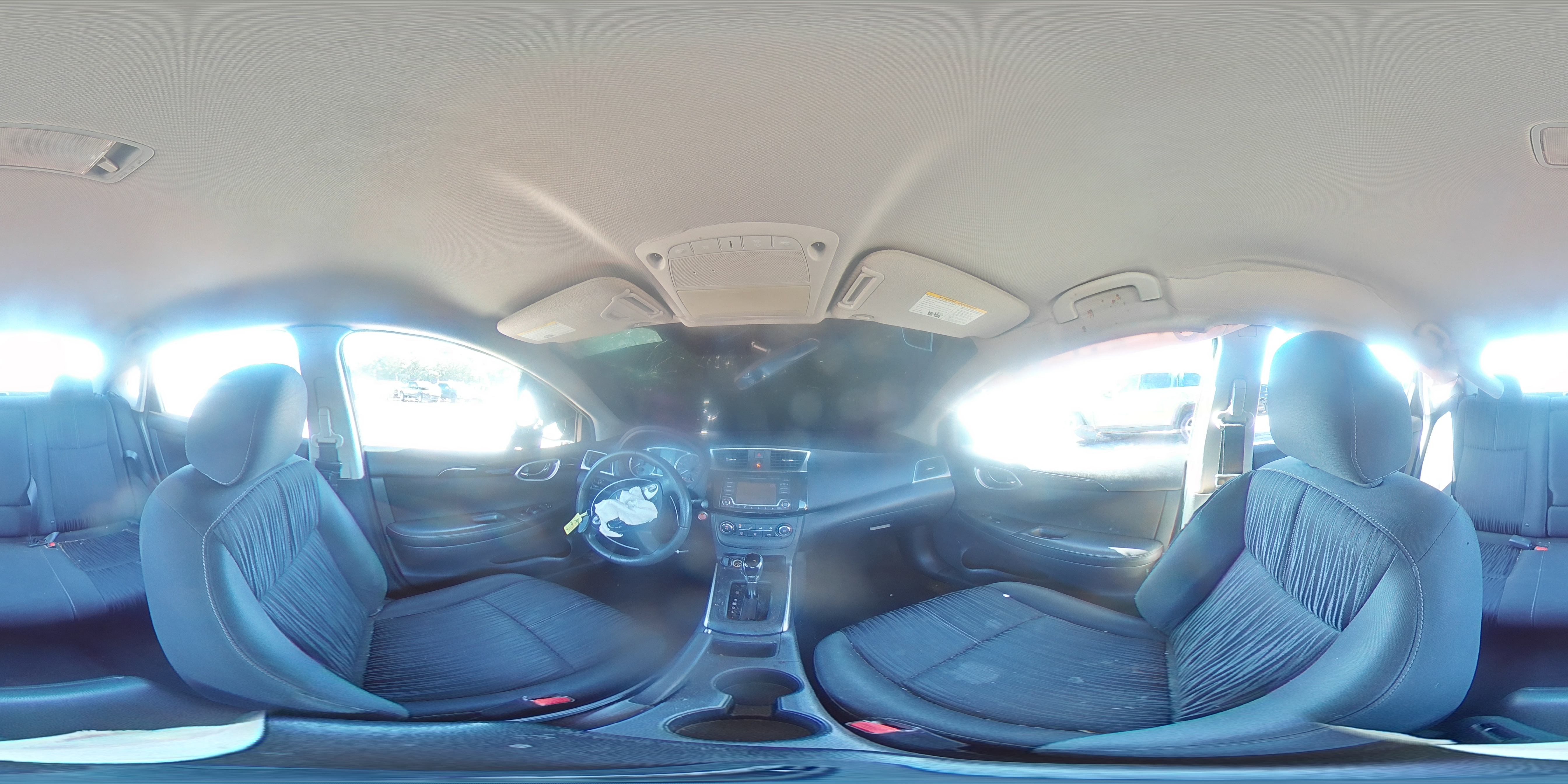2017 Nissan Sentra - Image 13