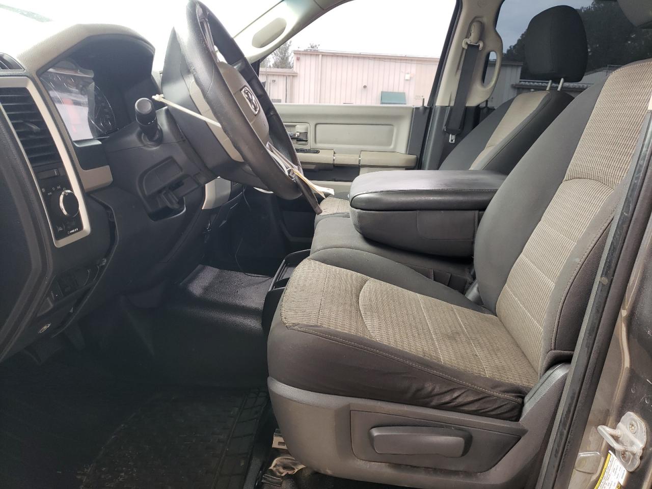 2011 Dodge RAM - Image 7