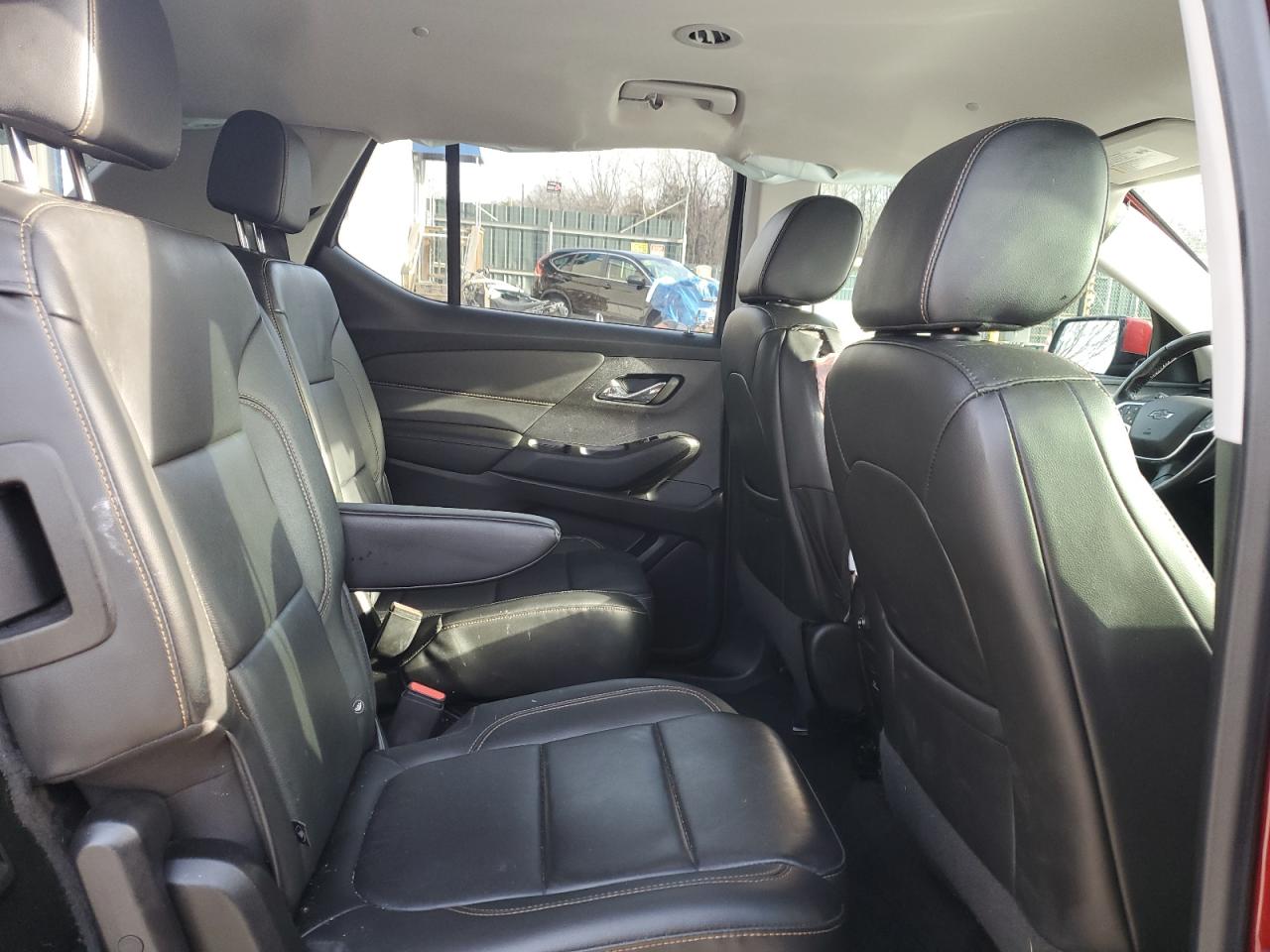 2020 Chevrolet Traverse - Image 11