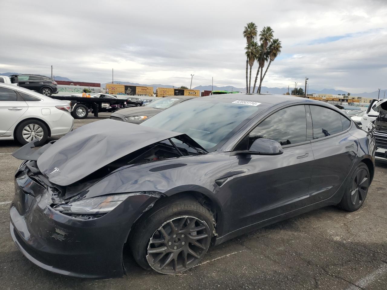 VIN 5YJ3E1EB4RF760266 2024 TESLA MODEL 3 no.1