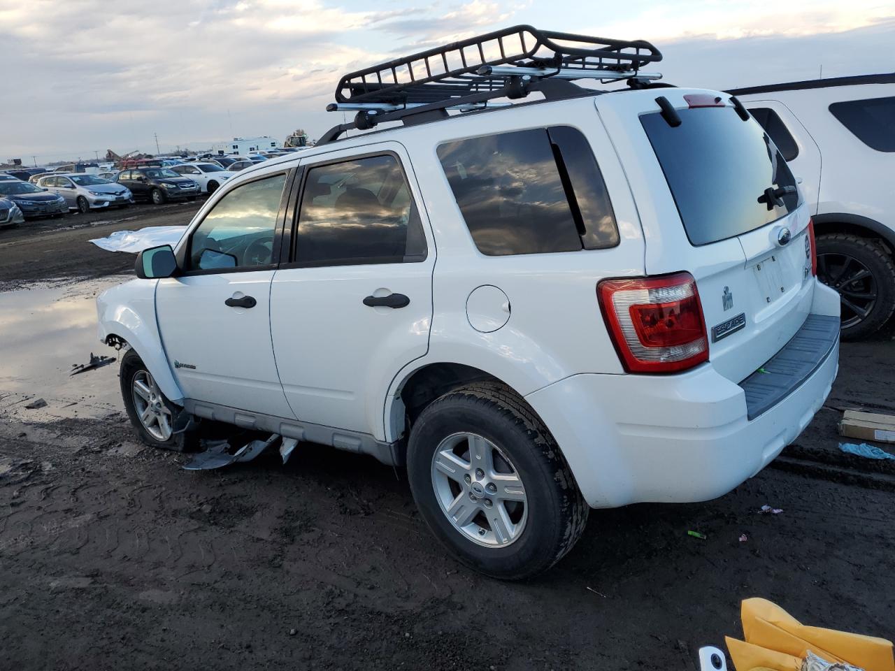 2009 Ford Escape - Image 2