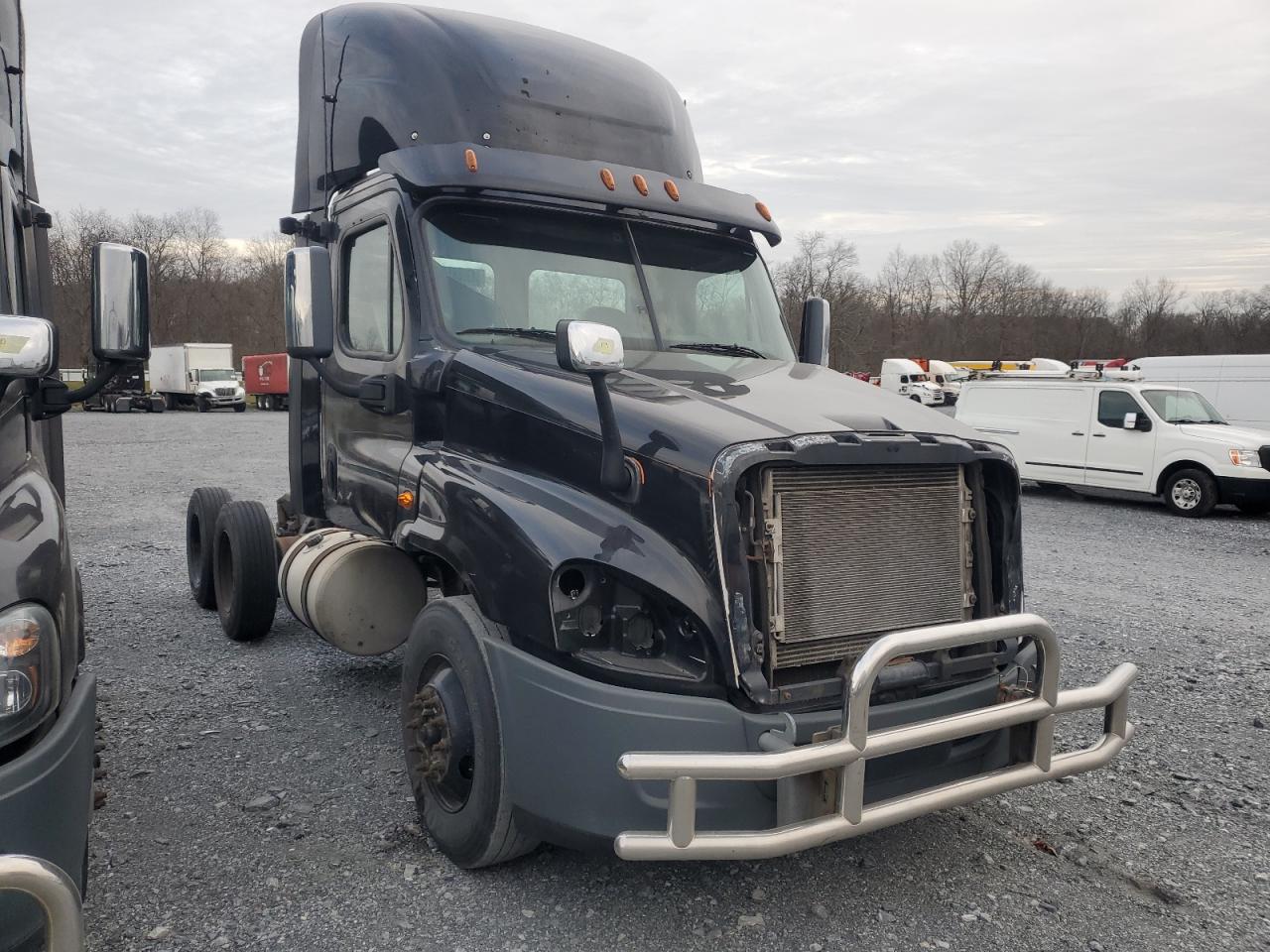2016 Freightliner Cascadia 125 for Sale in Grantville, PA - Stripped