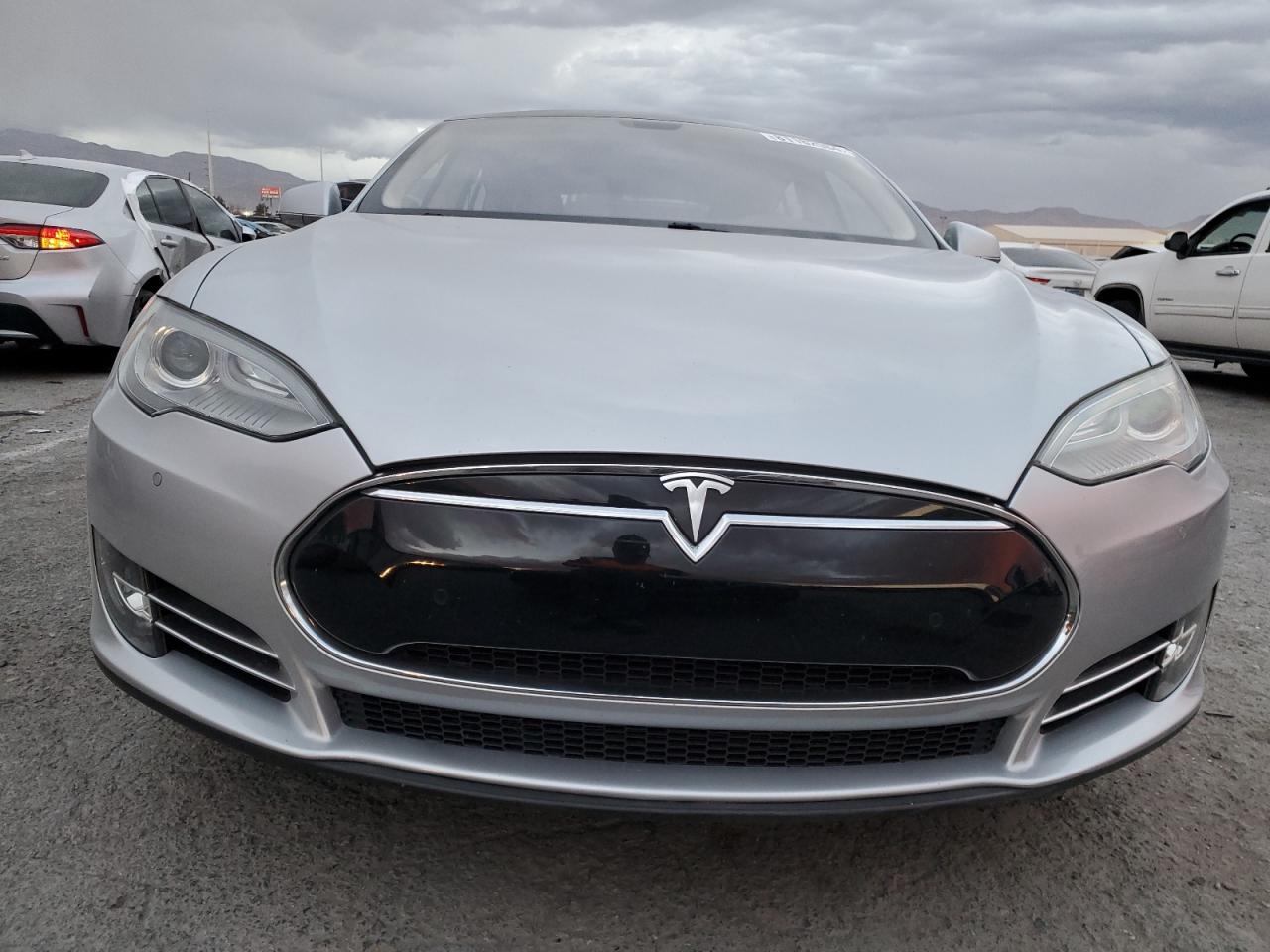 VIN 5YJSA1DP1DFP25603 2013 TESLA MODEL S no.5