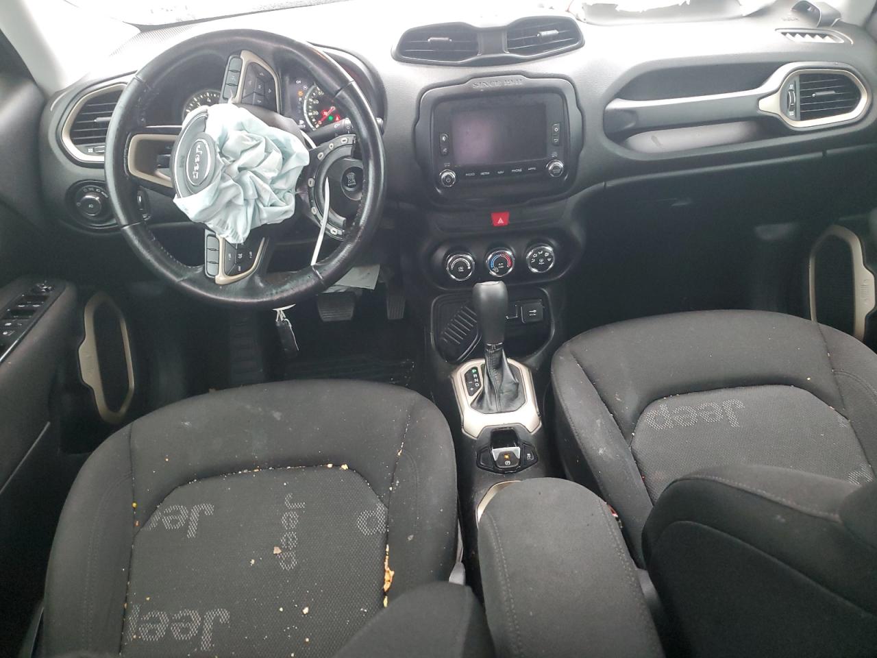 2017 Jeep Renegade - Image 8