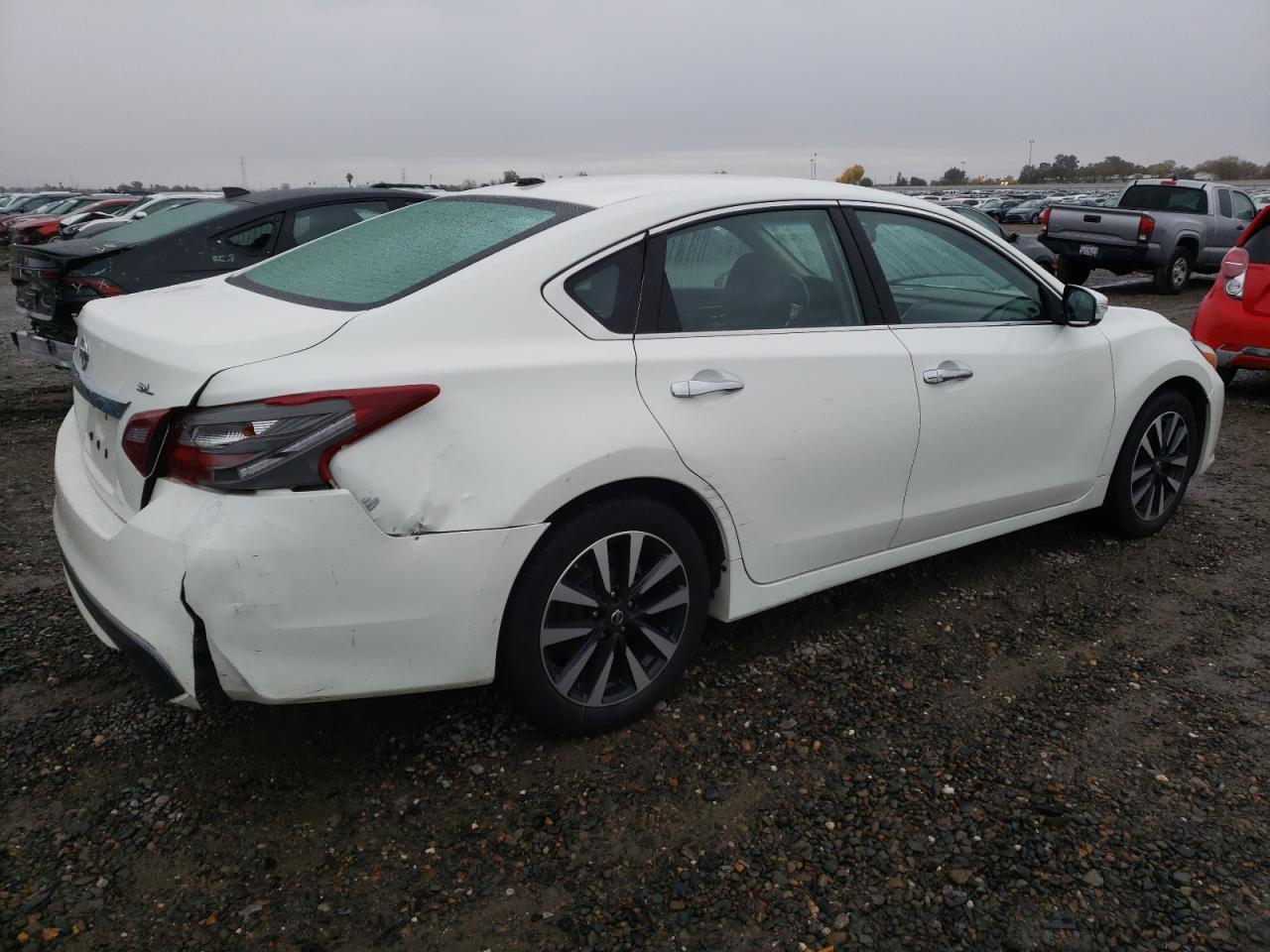 2018 Nissan Altima - Image 3