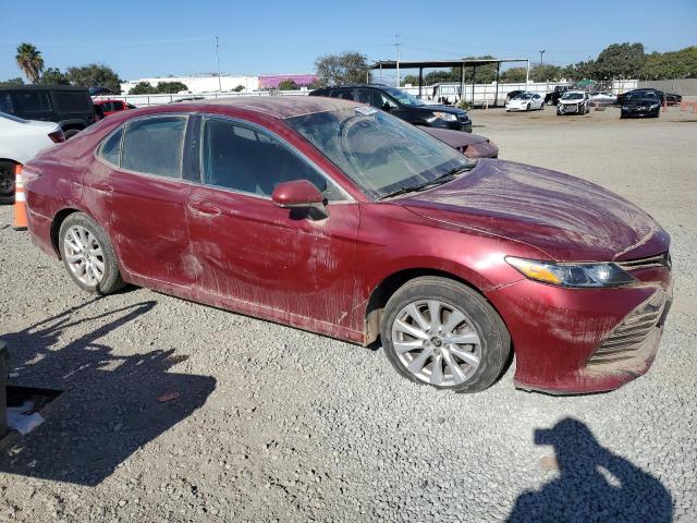  TOYOTA CAMRY 2018 Красный