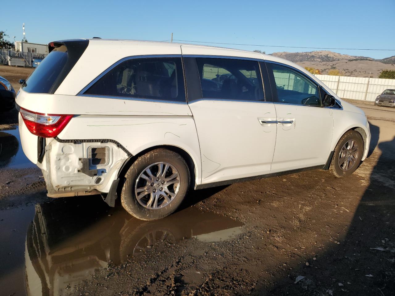 2012 Honda Odyssey - Image 3