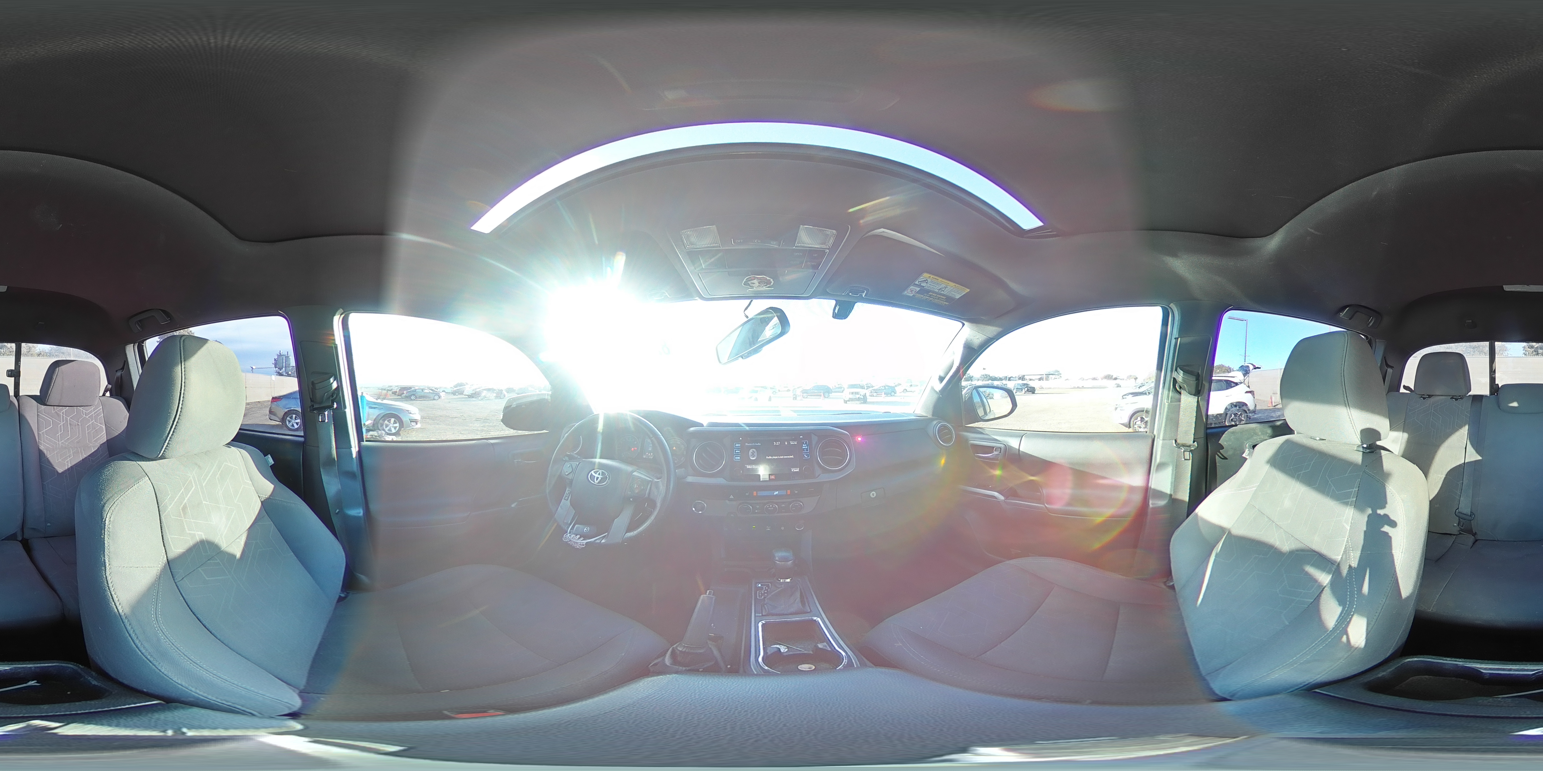 2016 Toyota Tacoma - Image 13