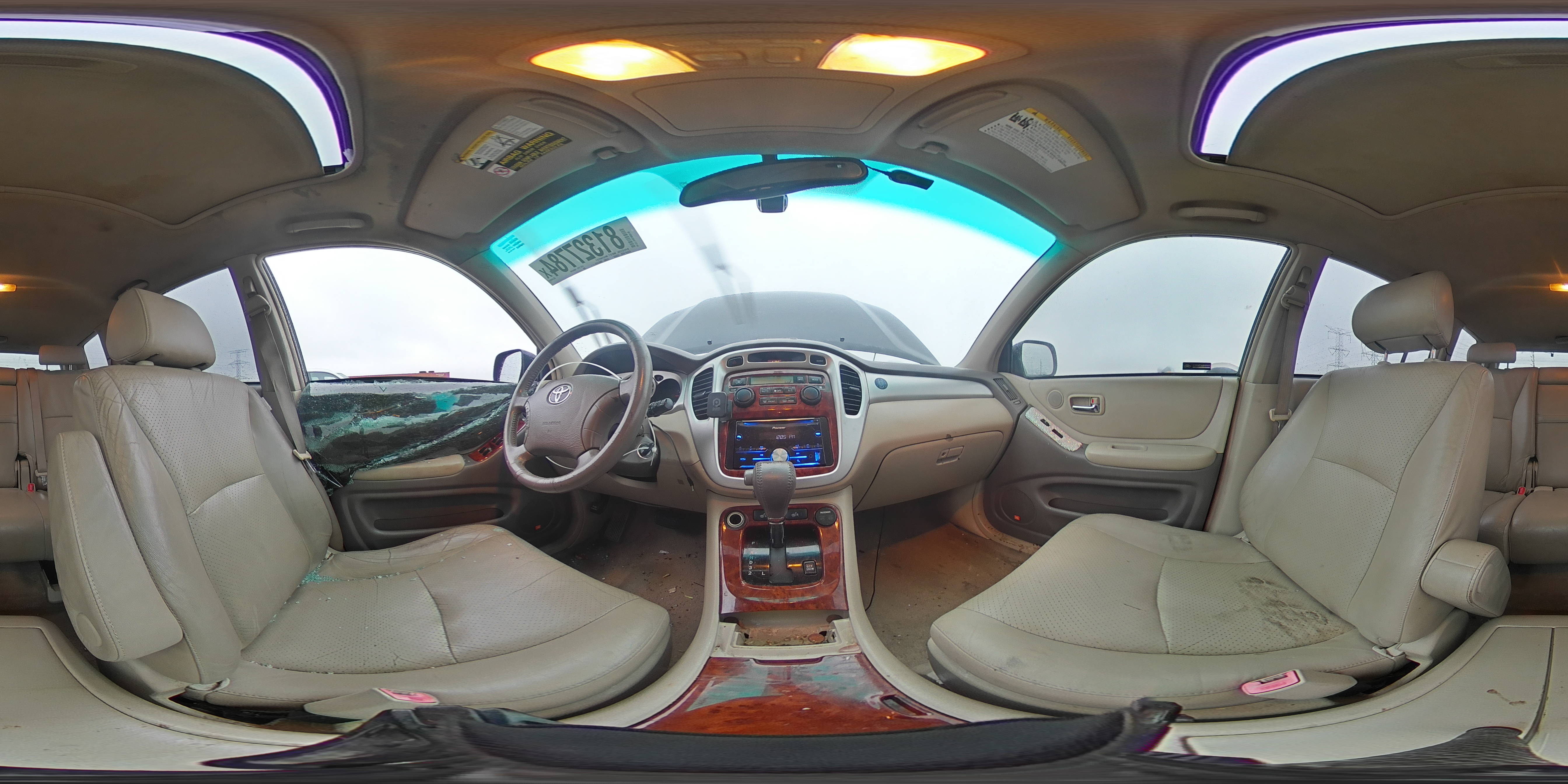 2004 Toyota Highlander - Image 14