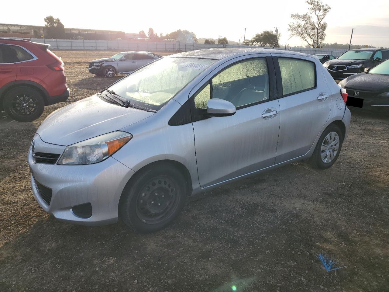 2012 Toyota Yaris - Image 1