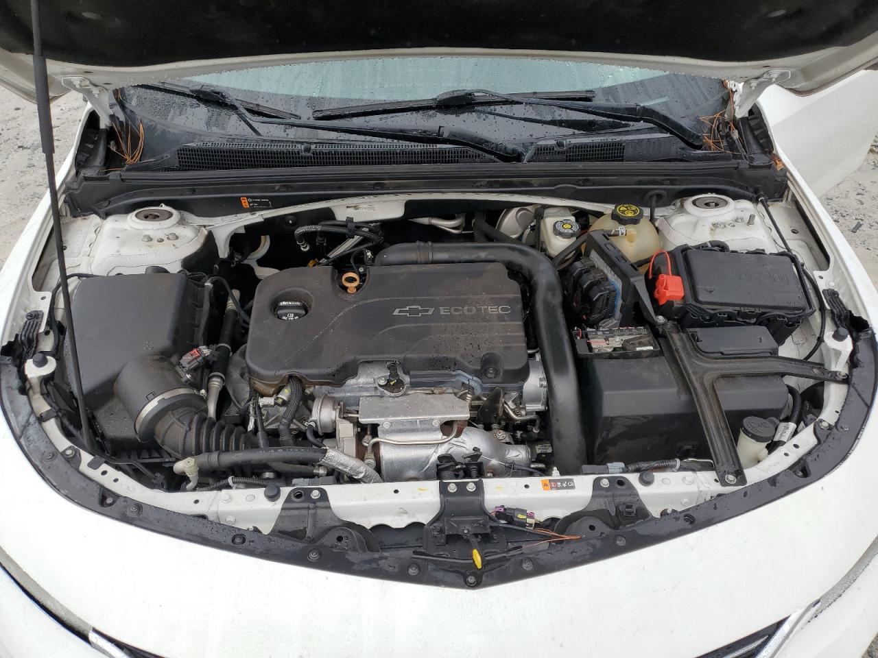 2017 Chevrolet Malibu - Image 12