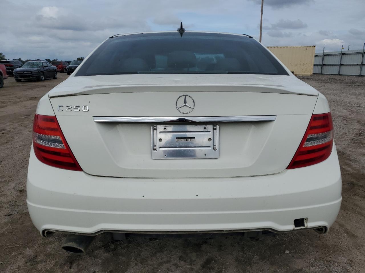 2012 Mercedes-Benz C 250 VIN: WDDGF4HB2CR232924 Lot: 79954274