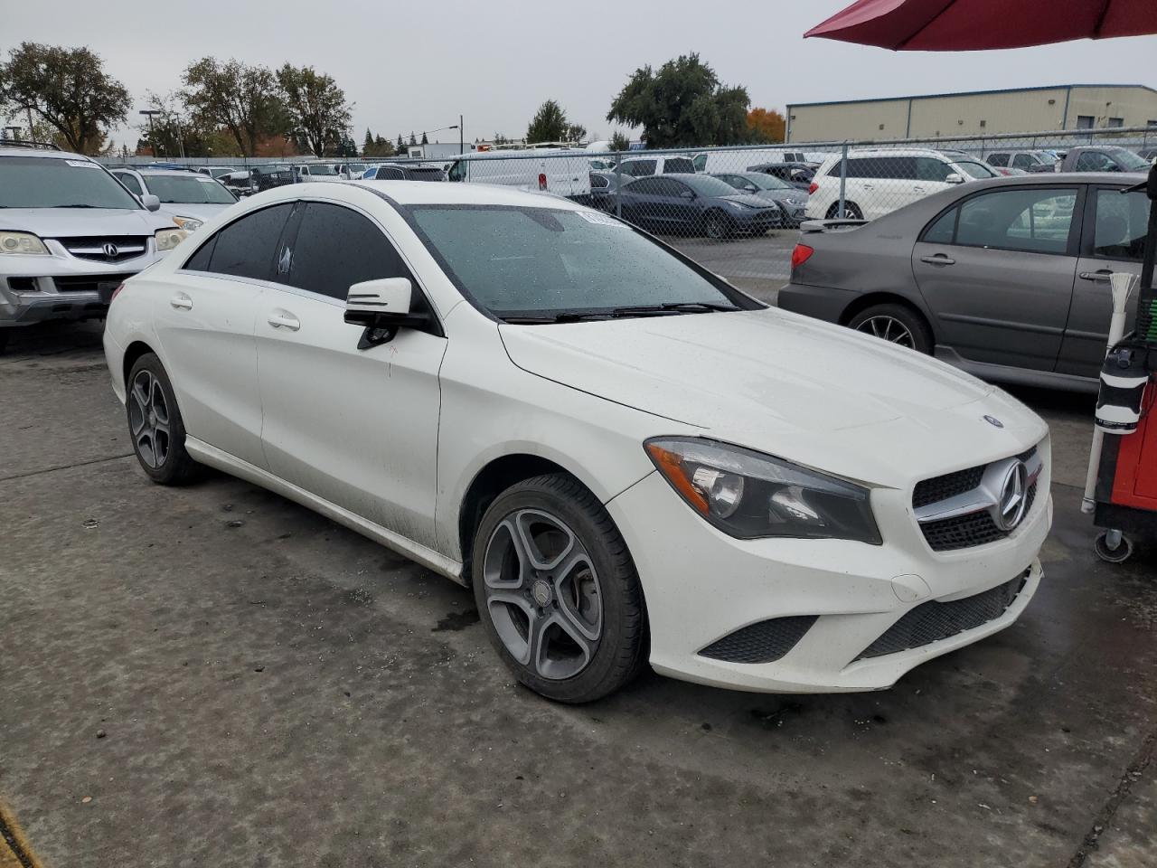 VIN WDDSJ4EB8EN158884 2014 MERCEDES-BENZ CLA-CLASS no.4