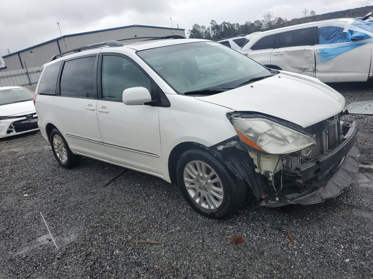 2007 Toyota Sienna - Image 4