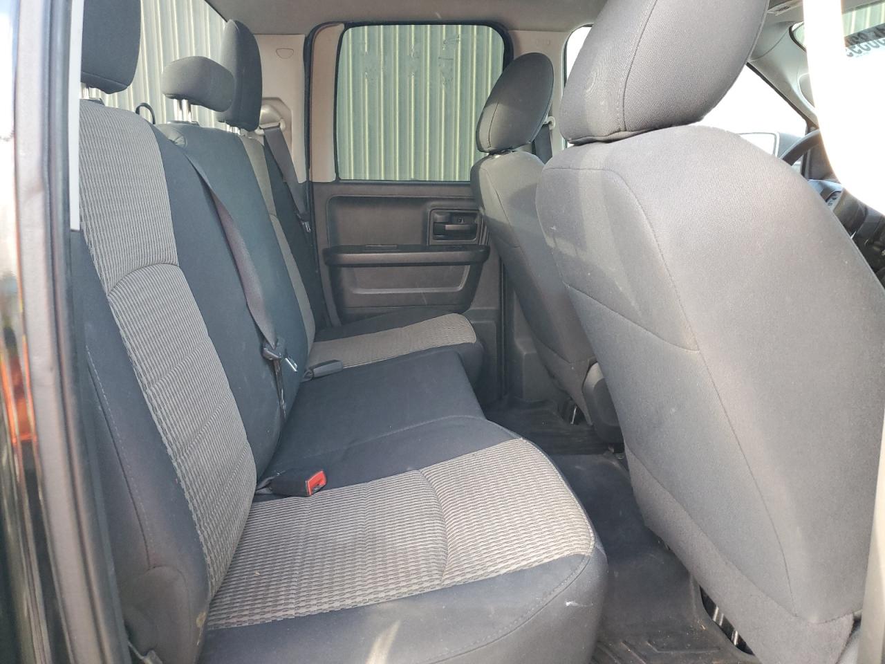 2012 Dodge RAM - Image 10
