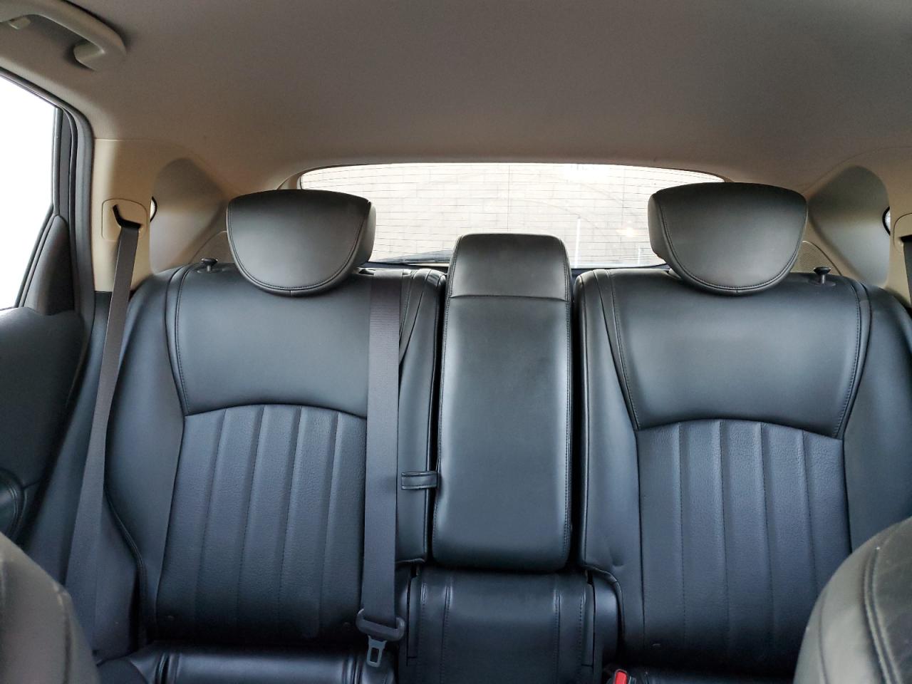 2017 Infiniti QX50 - Image 10
