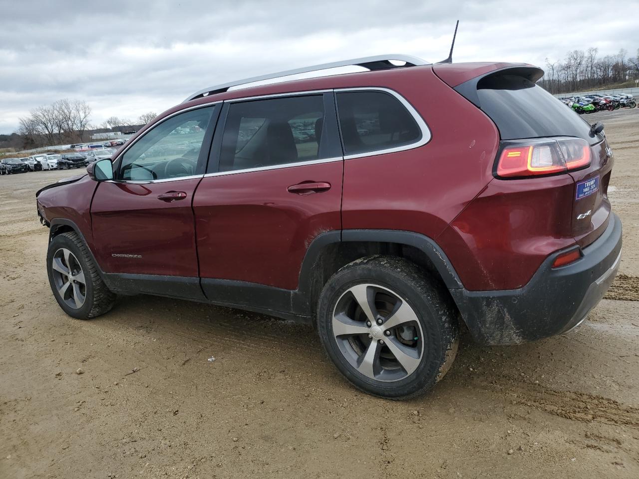 2019 Jeep Grand Cherokee - Image 2