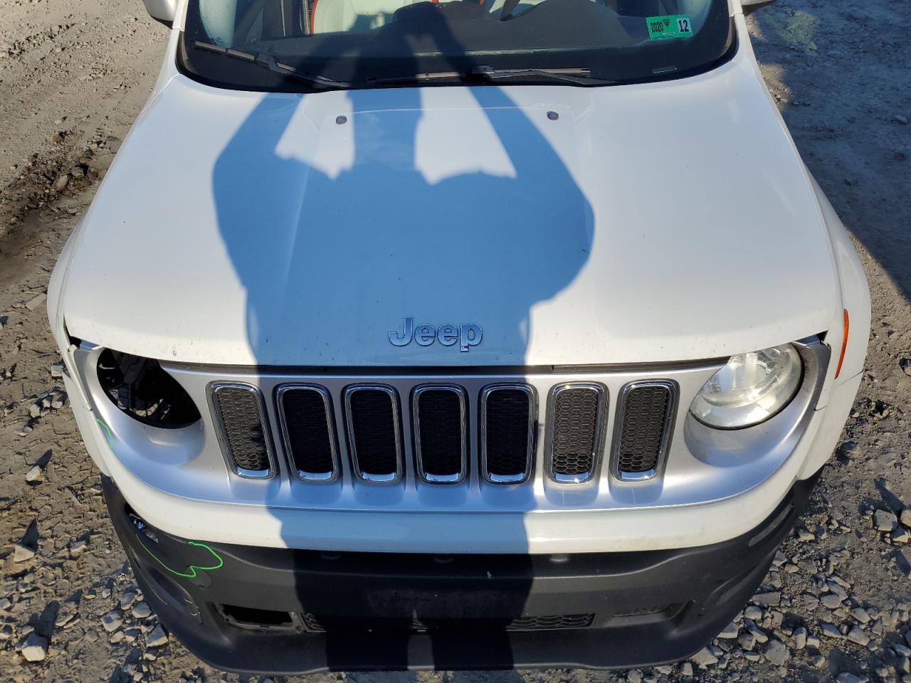 2015 Jeep Renegade - Image 12