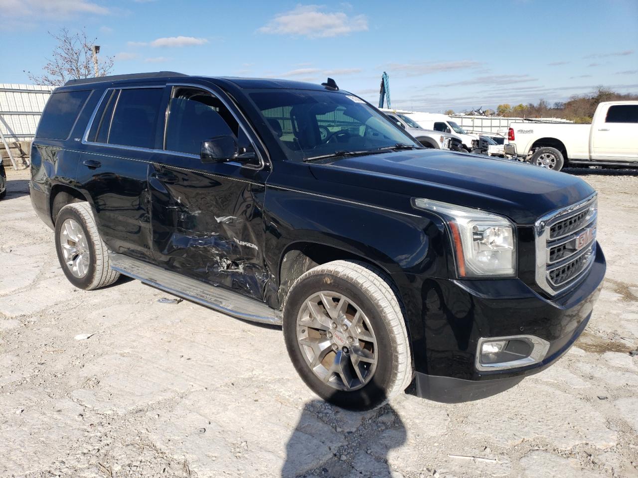 2015 GMC Yukon - Image 4