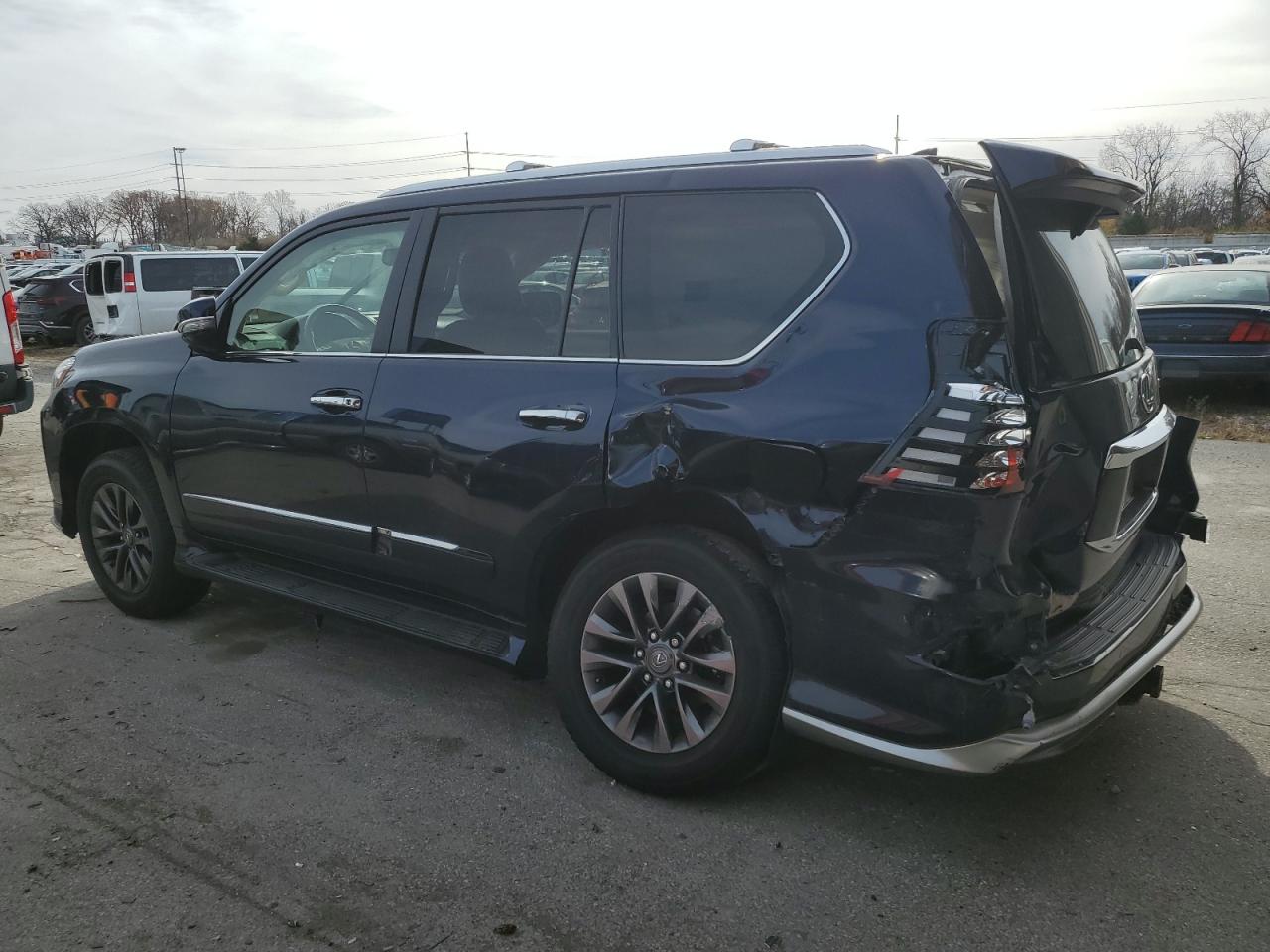 2018 Lexus GX - Image 2