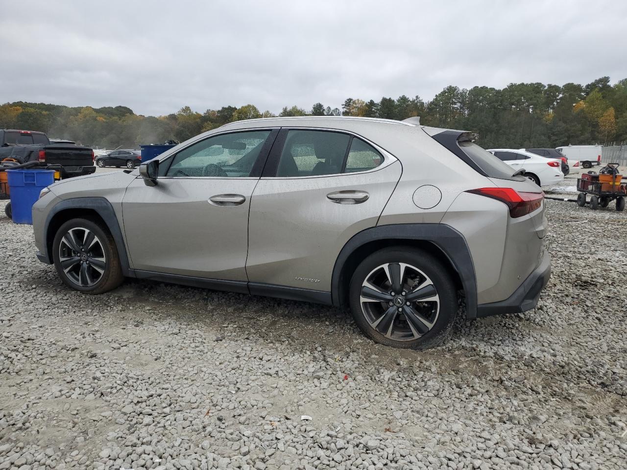 2020 Lexus UX - Image 2