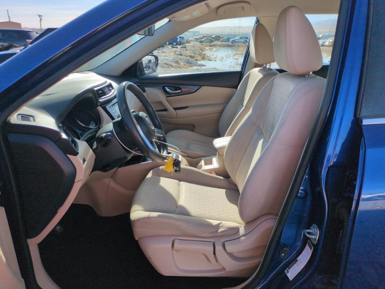 2017 Nissan Rogue - Image 7