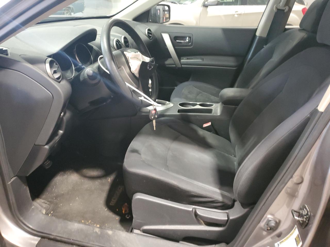 2009 Nissan Rogue - Image 7