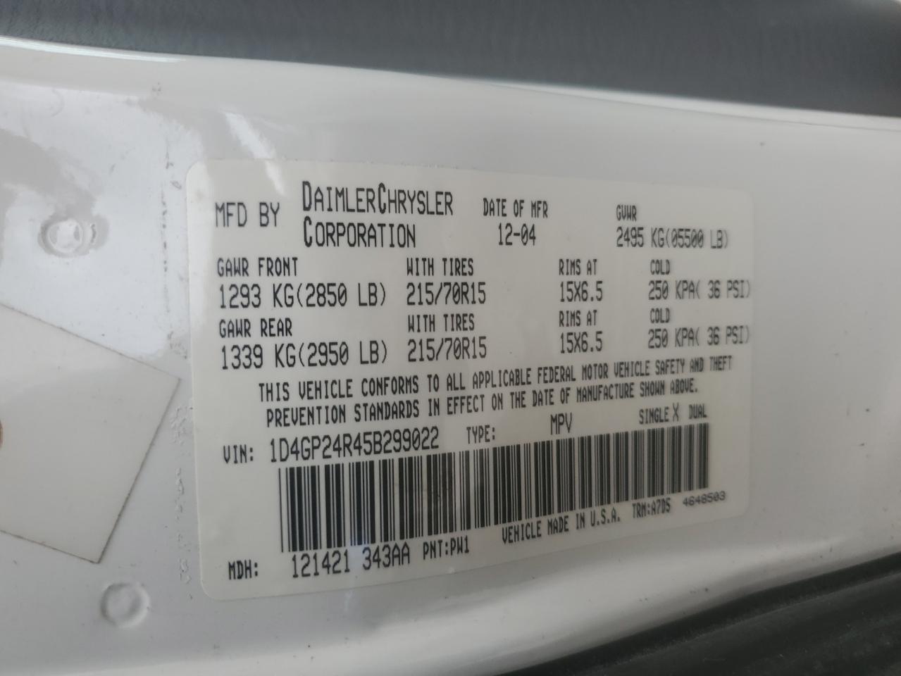 2005 Dodge Caravan - Image 13