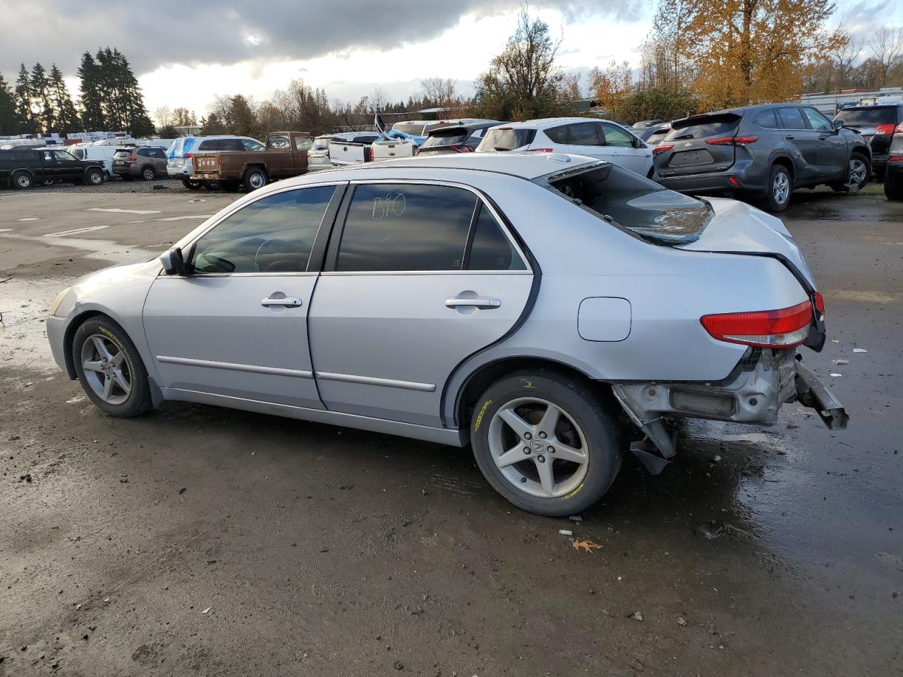 2004 Honda Accord - Image 2