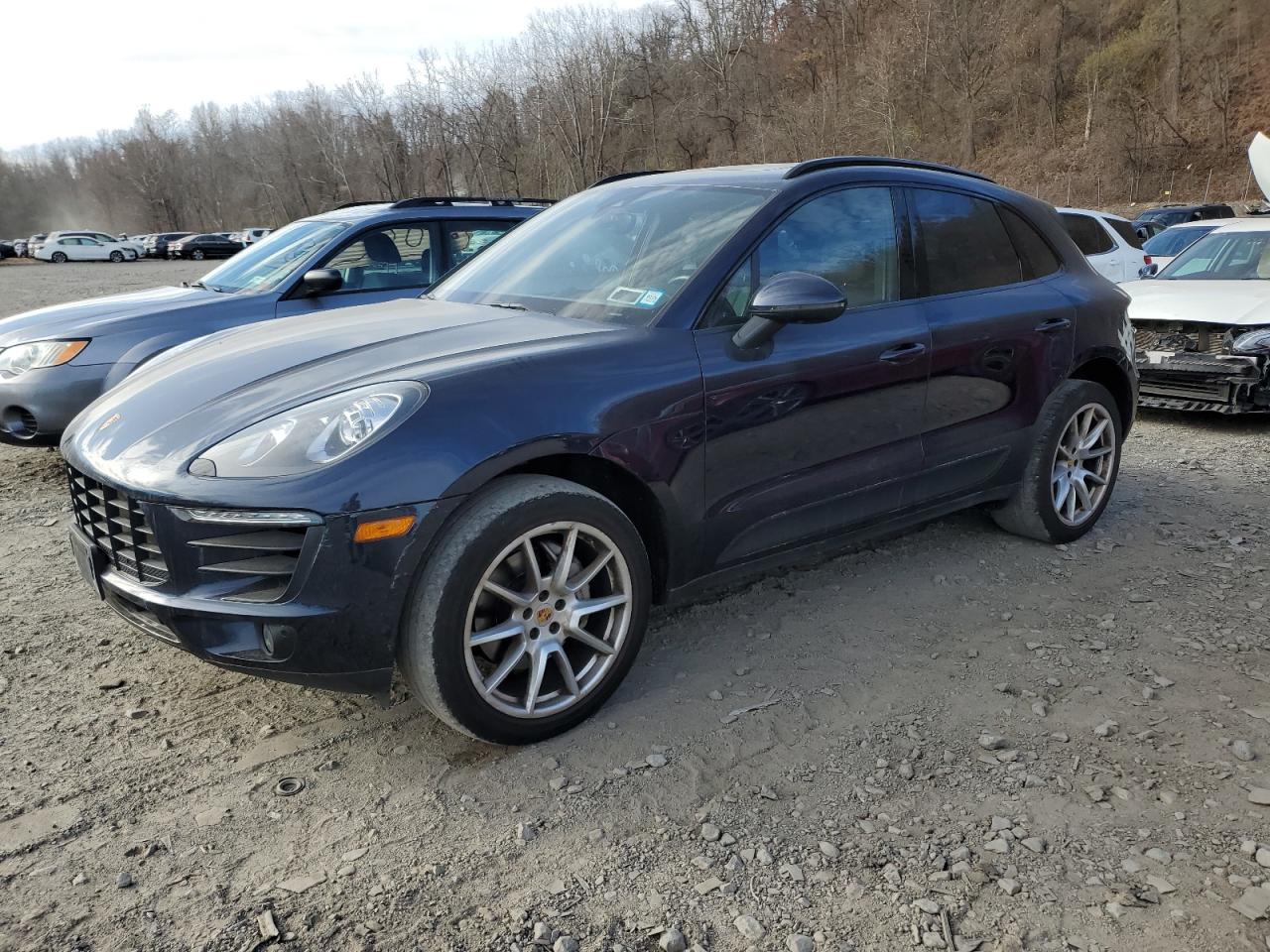 VIN WP1AB2A51HLB11346 2017 PORSCHE MACAN no.1