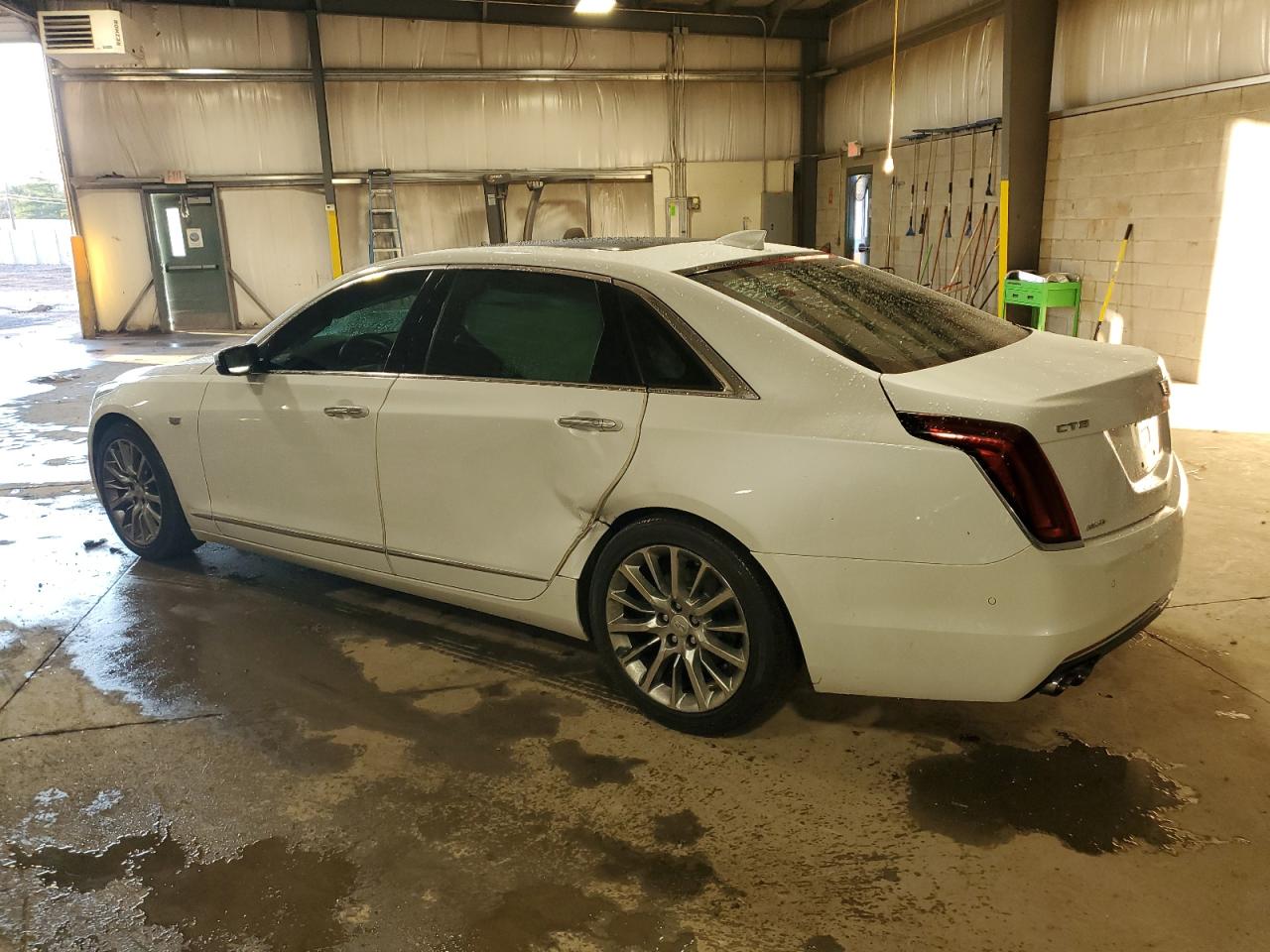 2017 Cadillac CT6 - Image 2