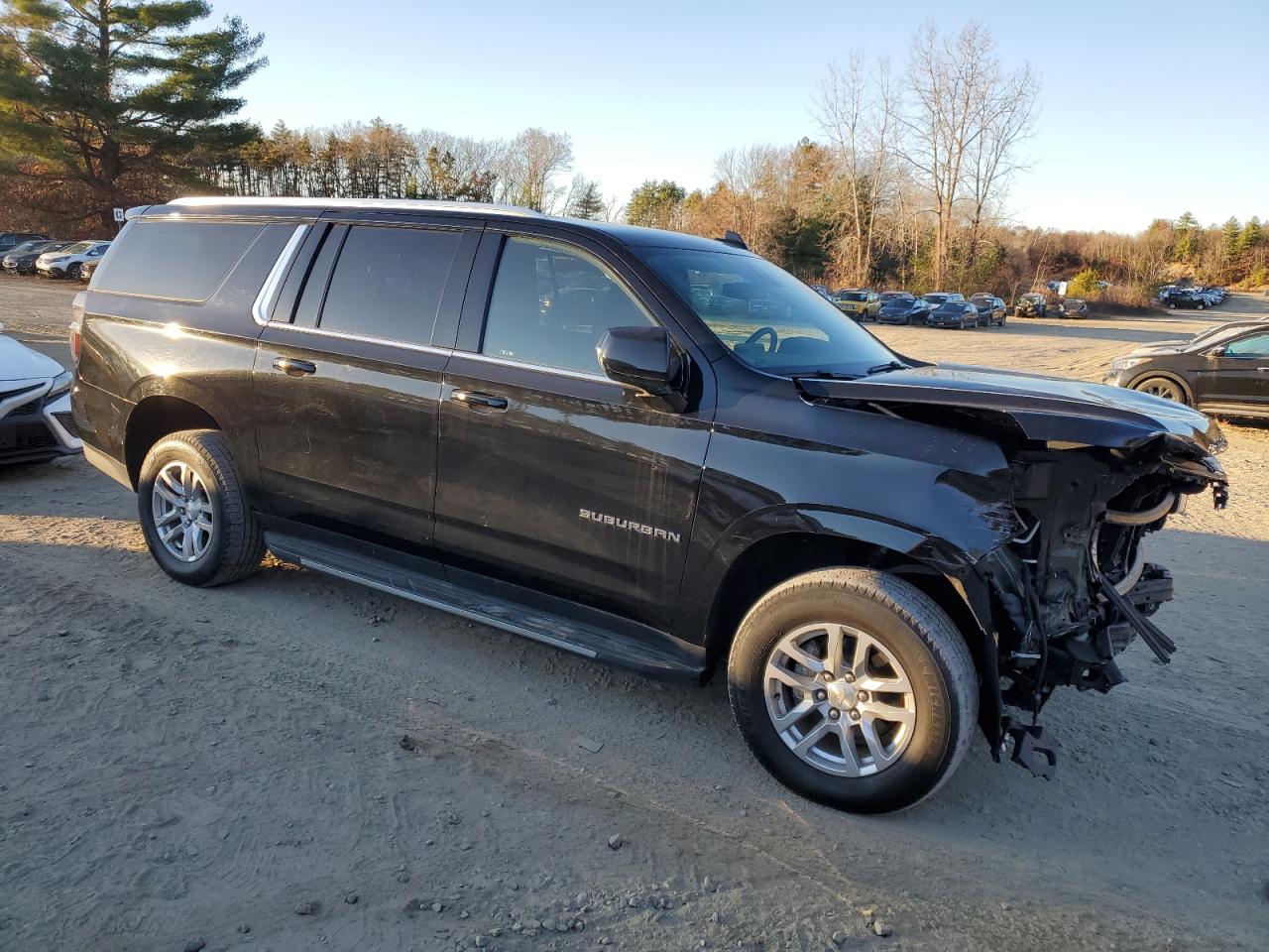 2022 Chevrolet Suburban K1500 Ls VIN: 1GNSKBKD1NR324812 Lot: 81739374