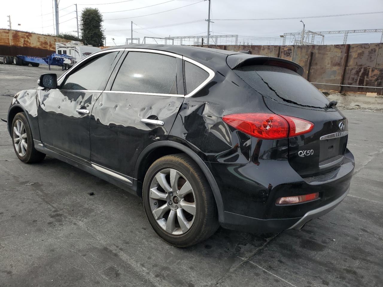 VIN JN1BJ0RP2HM383419 2017 INFINITI QX50 no.2