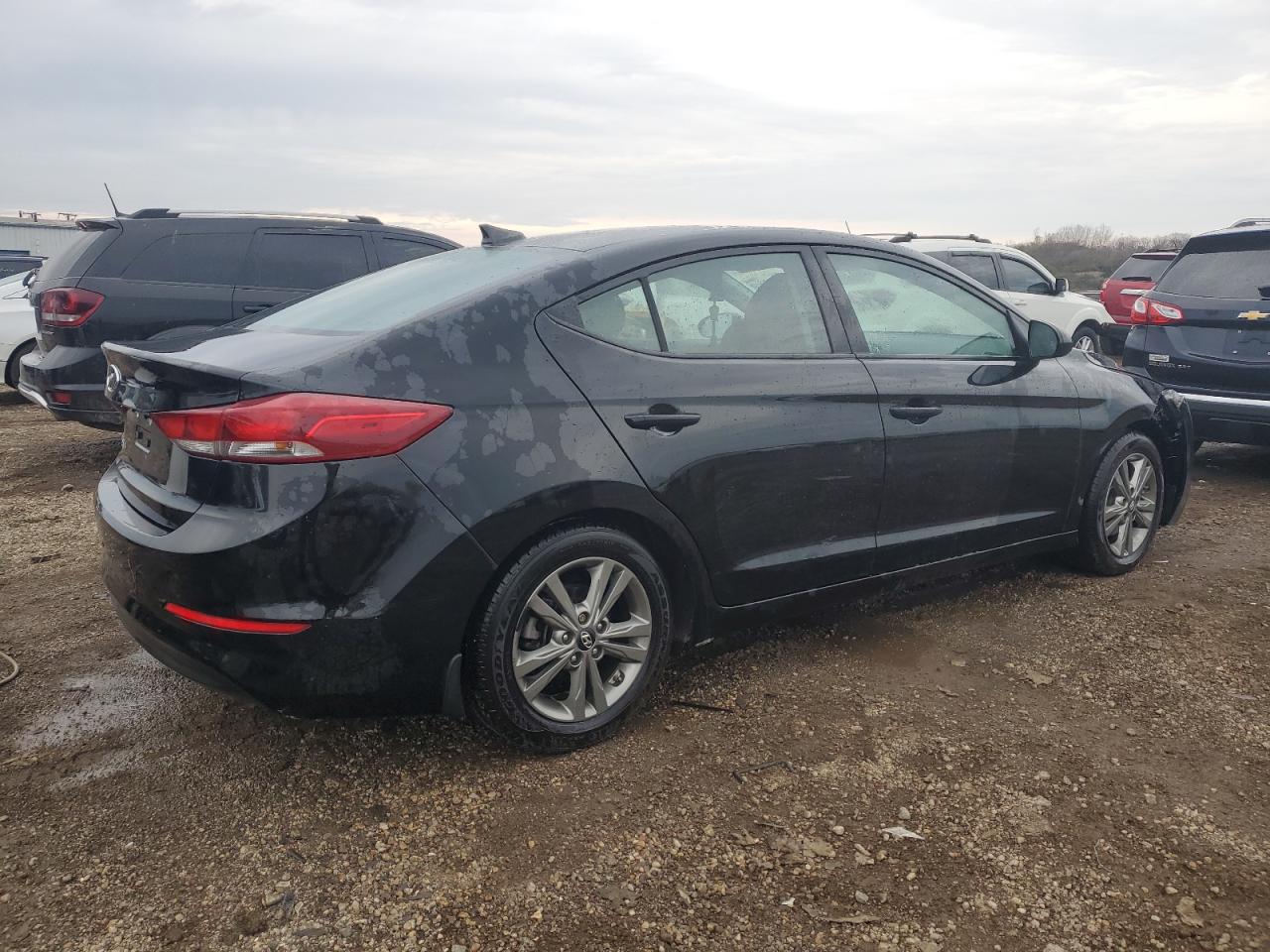 2018 Hyundai Elantra - Image 3