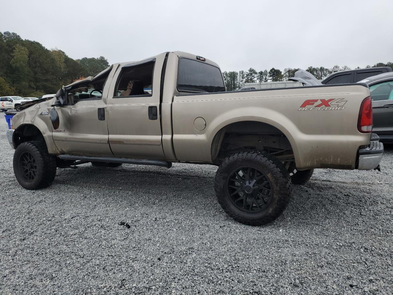 2003 Ford F250 - Image 2