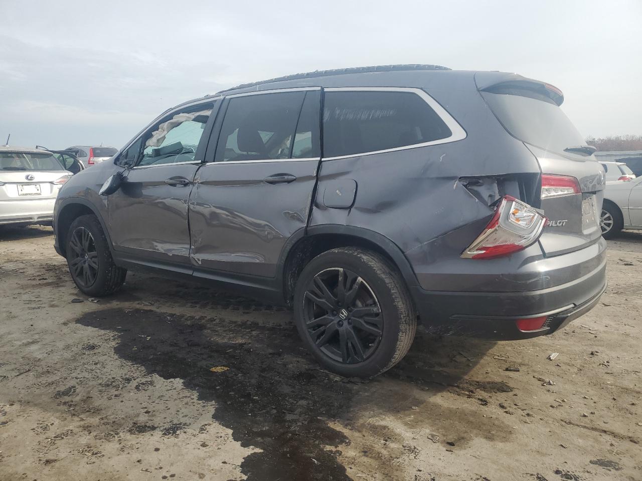 2022 Honda Pilot - Image 2