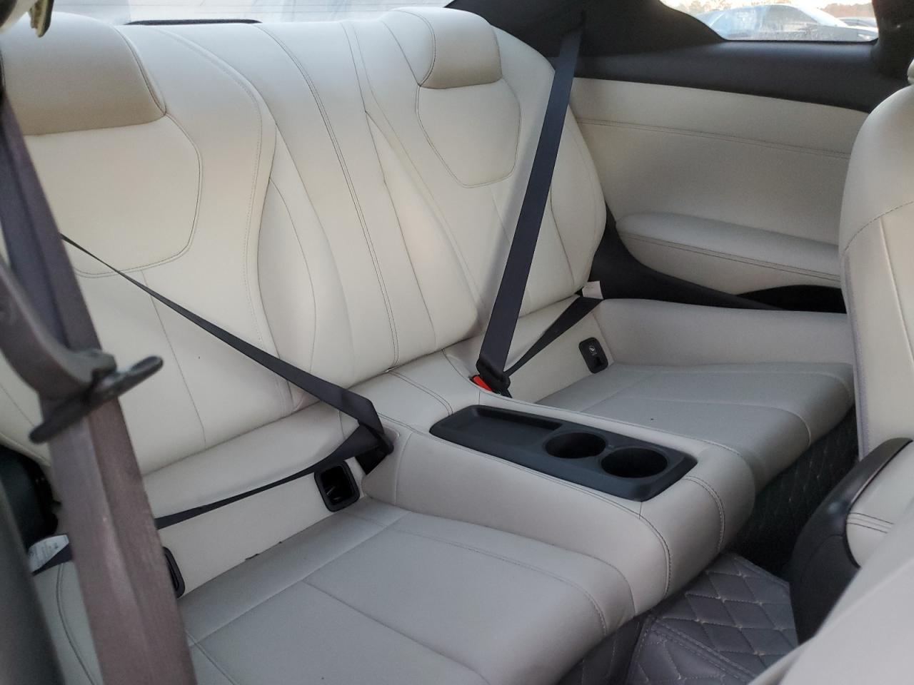 2017 Infiniti Q60 - Image 10