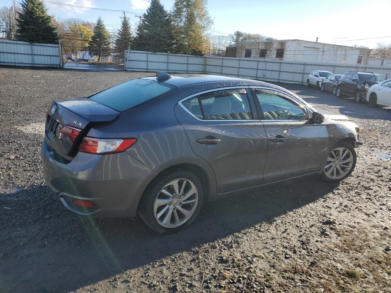 VIN 19UDE2F39JA004416 2018 ACURA ILX no.3