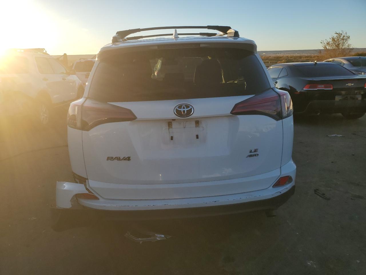 2018 Toyota RAV 4 - Image 6