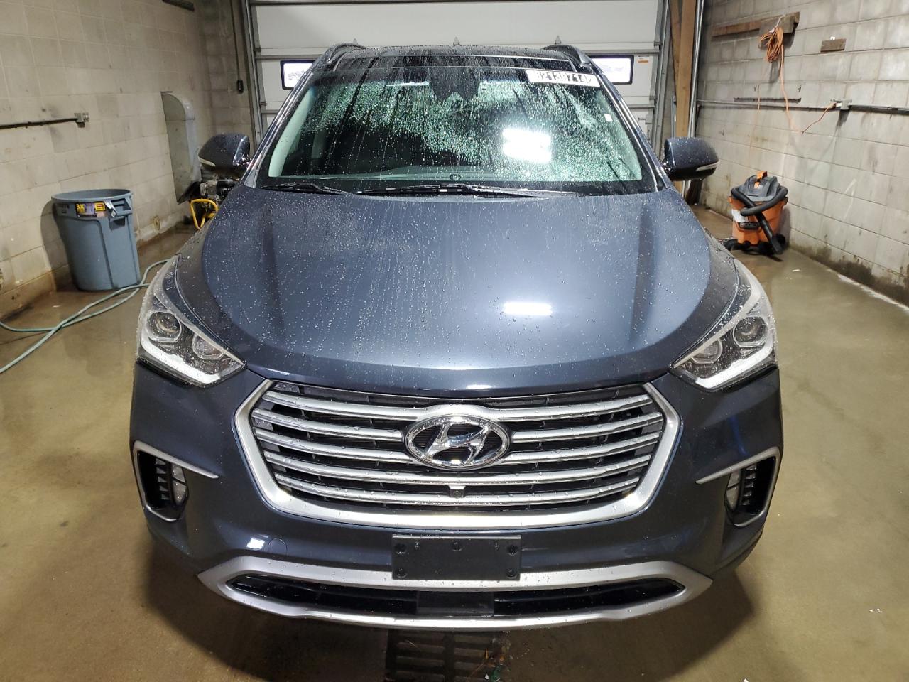 VIN KM8SRDHF5HU204792 2017 HYUNDAI SANTA FE no.5