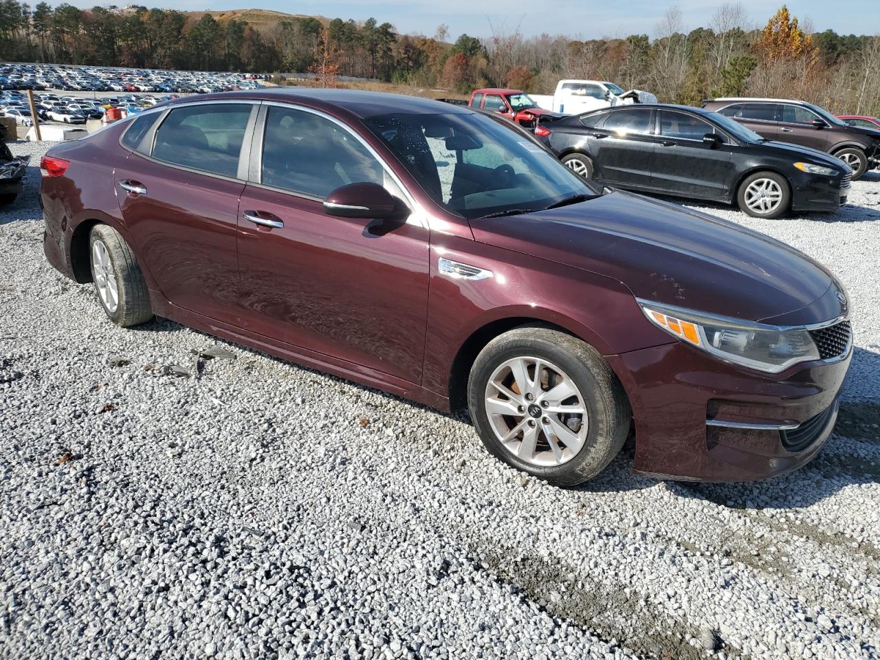 VIN 5XXGT4L37GG028664 2016 KIA OPTIMA no.4