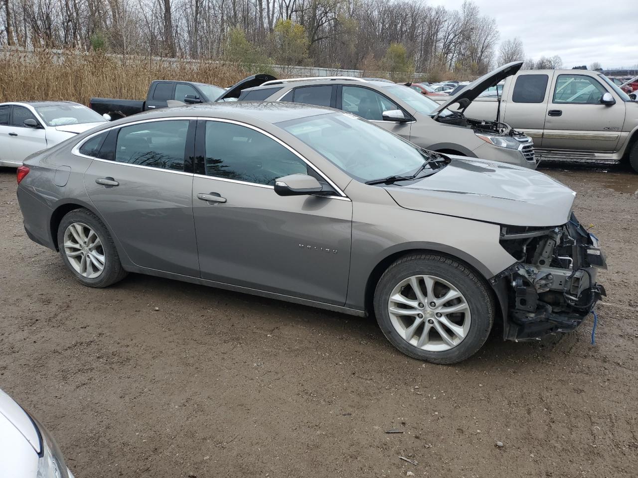 2018 Chevrolet Malibu - Image 4